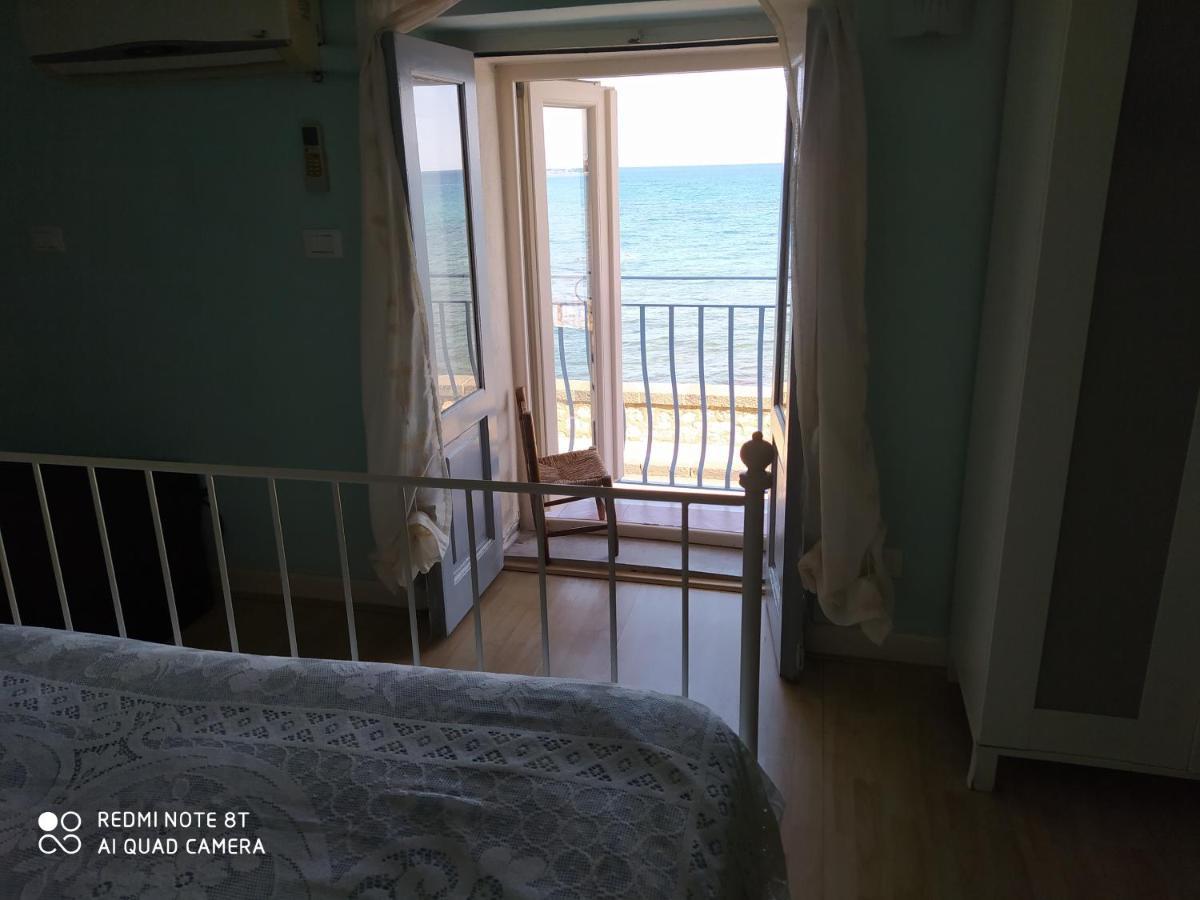 La Casetta Azzurra Naxos Giardini Naxos Eksteriør bilde